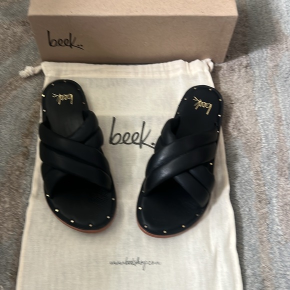 Beek Handmade Dovetail Leather Sandal Black NWT Size 6 - Picture 2 of 13